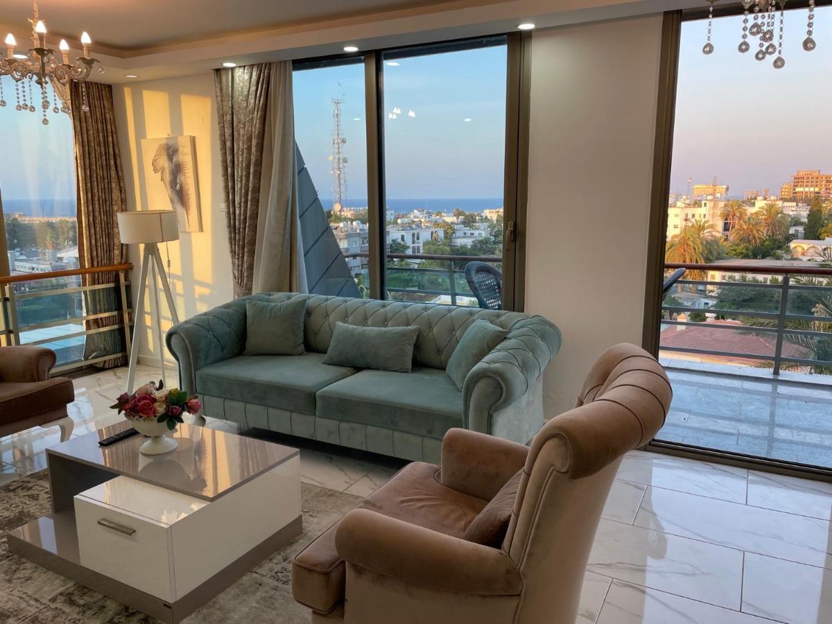 Elegant 2+1 Flat In The Heart Of Kyrenia + Wifi Apartment Екстериор снимка