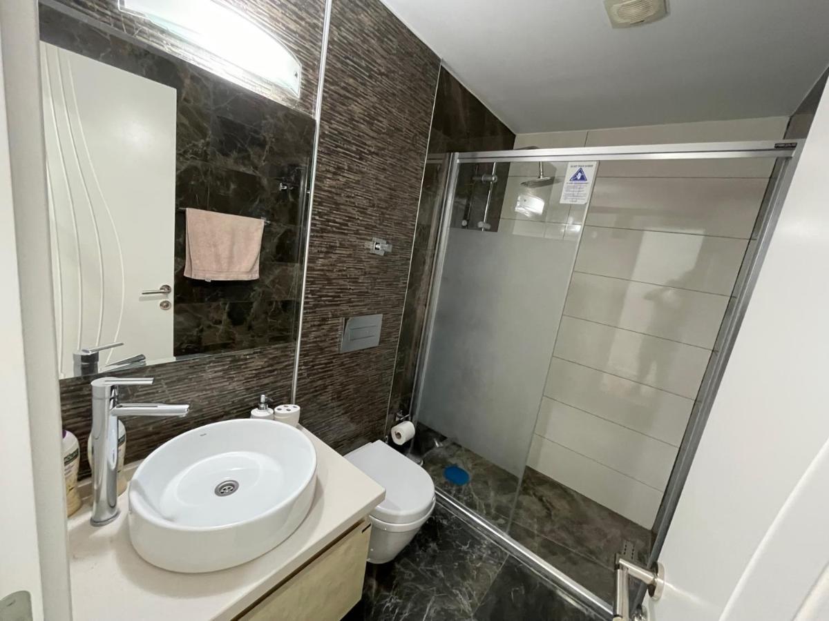 Elegant 2+1 Flat In The Heart Of Kyrenia + Wifi Apartment Екстериор снимка